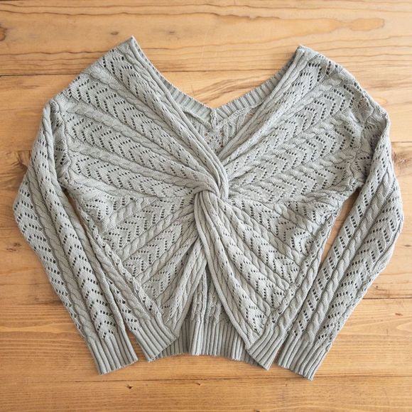 Jessica Simpson l Twisted Back Sweater SZ XS - Picture 3 of 9